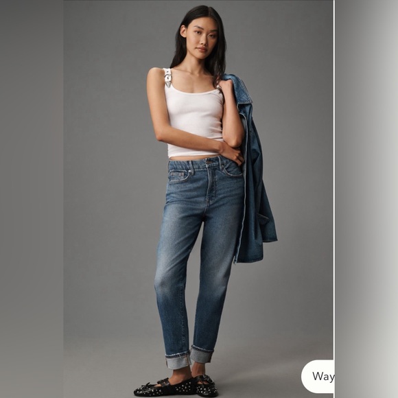 Good American Weekender High Rise Cuffed Jeans. Size 10 - Picture 5 of 8